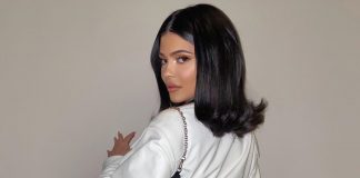 Kylie Jenner pokazała brzuszek