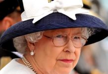 Królowa Elżbieta II cierpi. Co się dzieje na dworze Windsorów? Foto: print screen z YouTube/Dla Ciekawskich