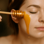 miod-na-twarz-korzysci-i-jak-go-stosowac-wed-ug-dermatologow-3