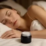 Najlepsze drogeryjne kremy na noc, które regenerują skórę podczas snu